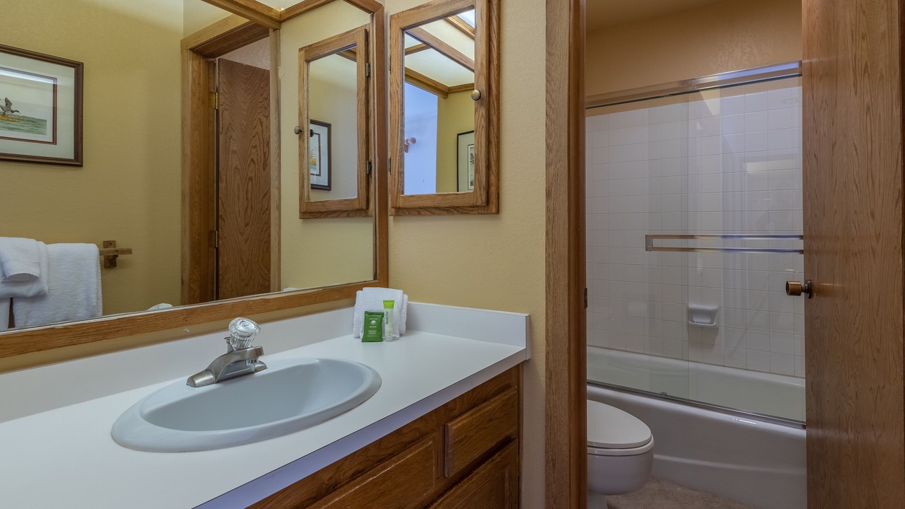 Photo of Bathroom in Elkhorn Village