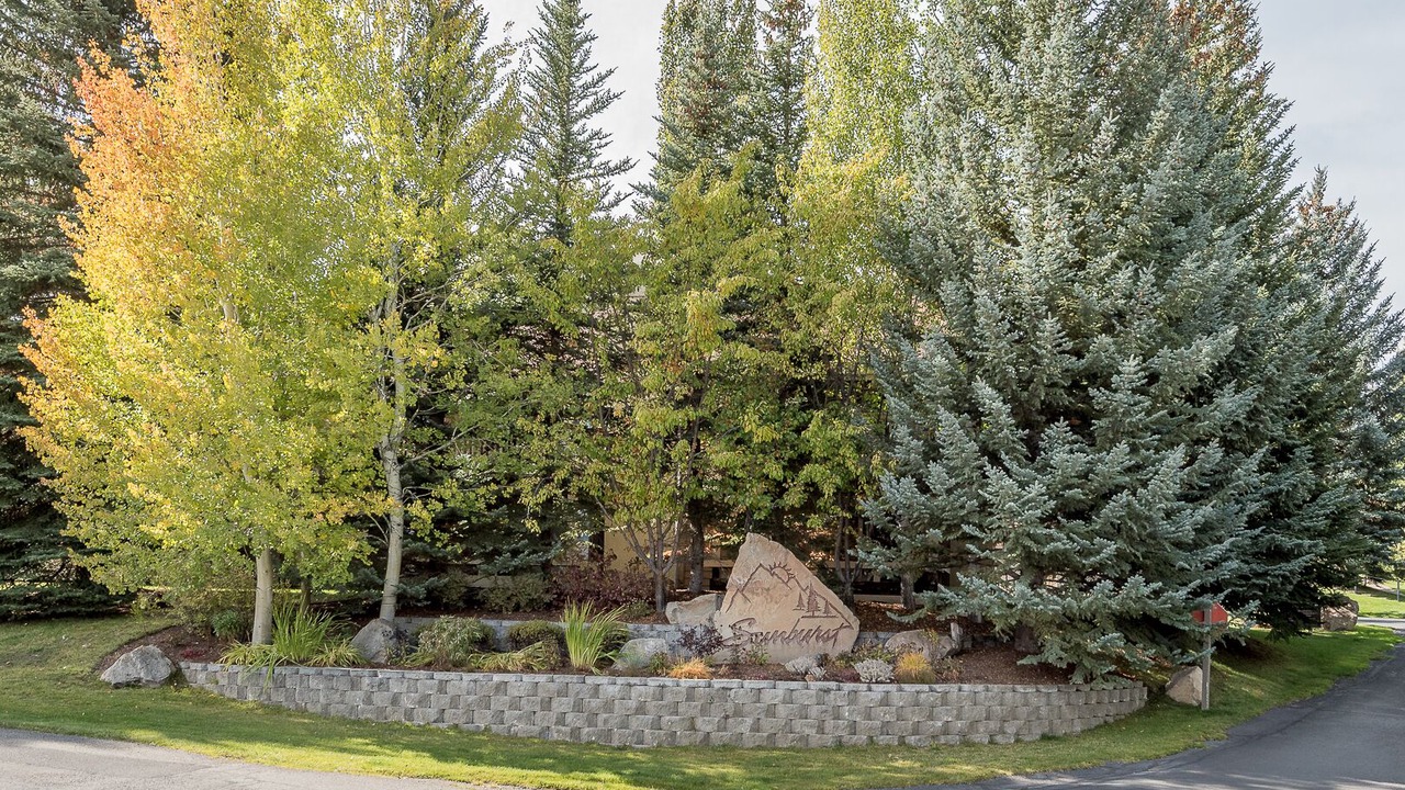 Photo of Outdoor in Elkhorn Village
