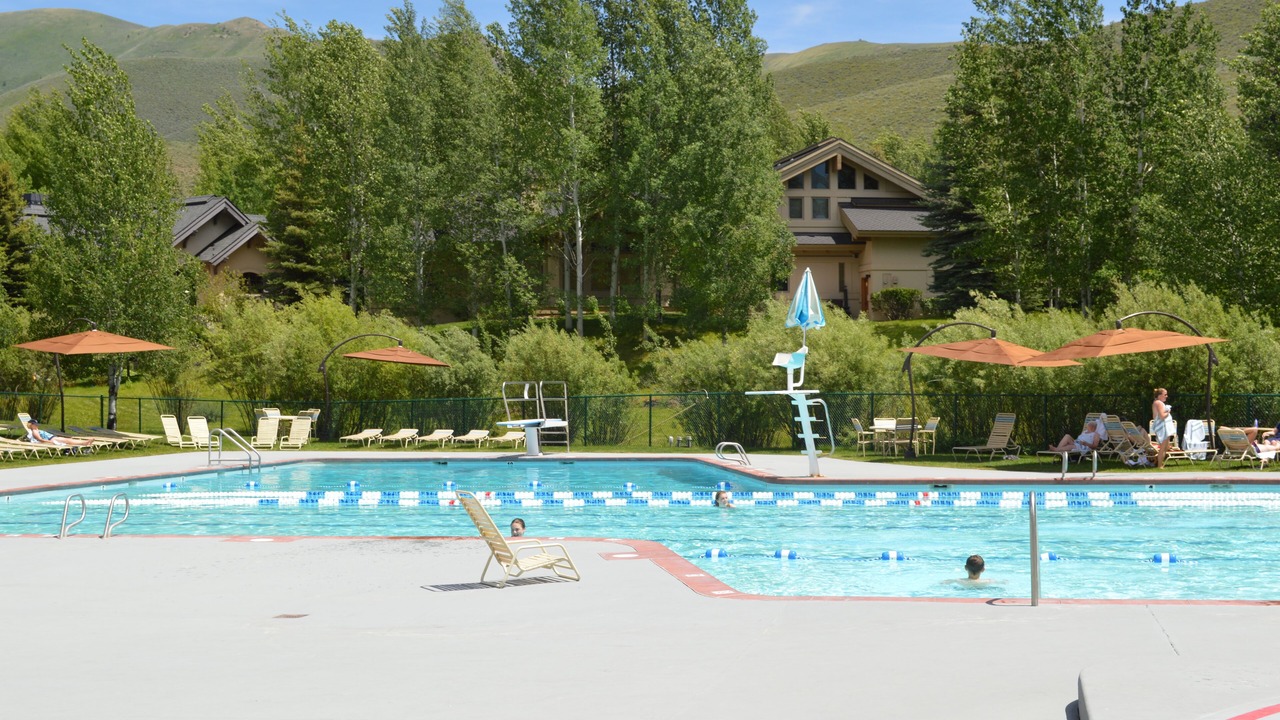 Photo of Outdoor in Elkhorn Village