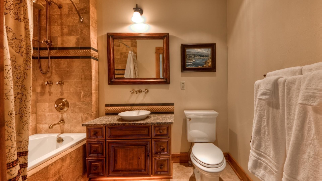 Photo of Bathroom in Big Sky