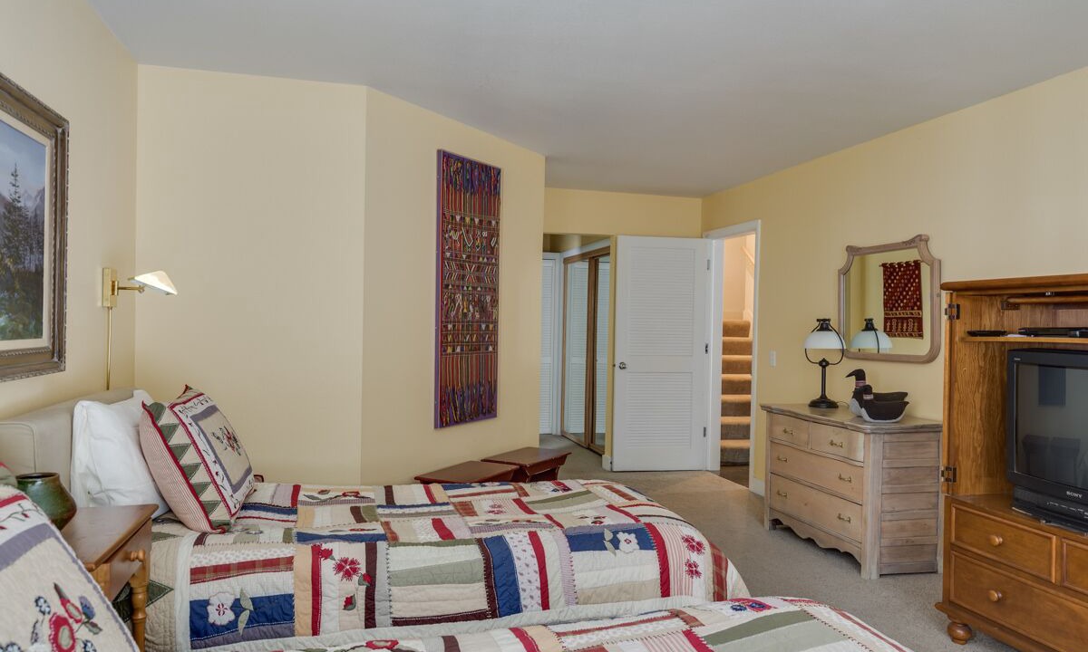 Photo of Bedroom in Warm Springs