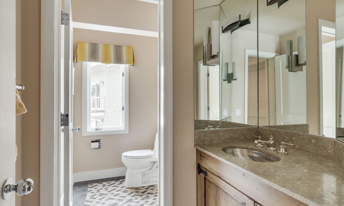 Photo of Bathroom in Warm Springs