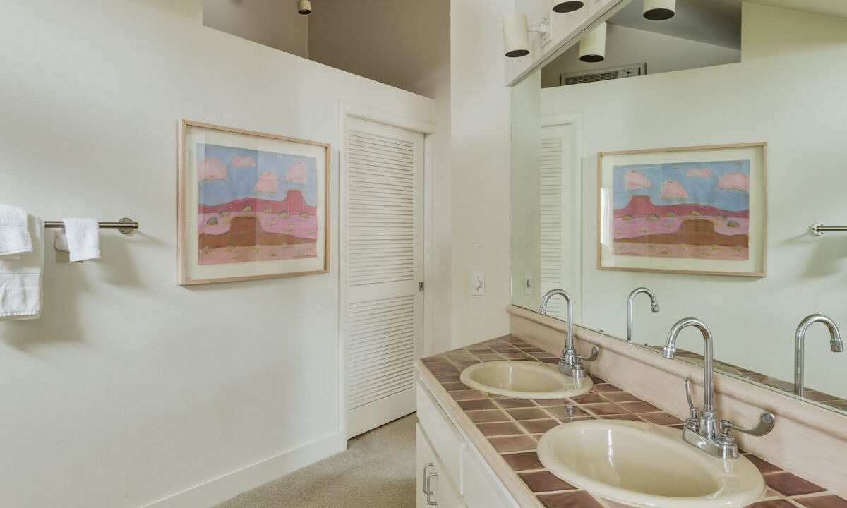 Photo of Bathroom in Warm Springs