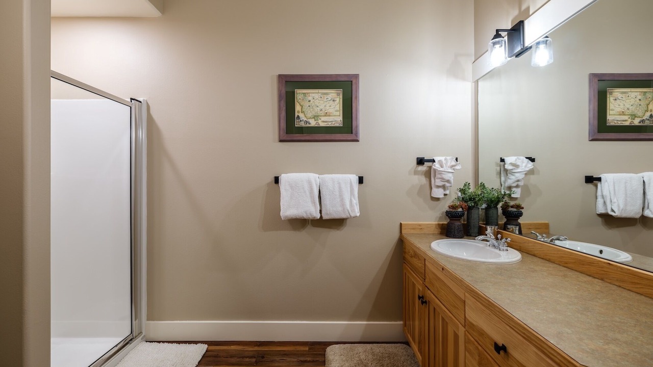 Photo of Bathroom in Saddle Ridge