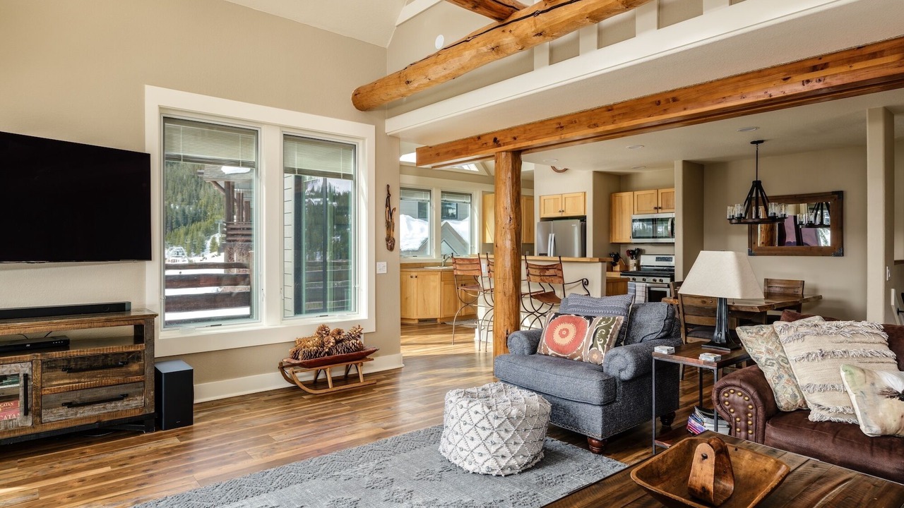Photo of Livingroom in Saddle Ridge