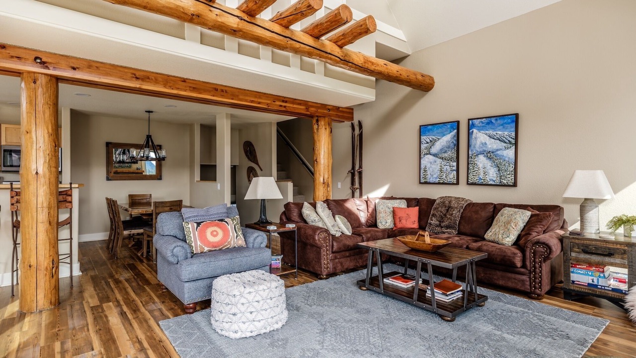 Photo of Livingroom in Saddle Ridge