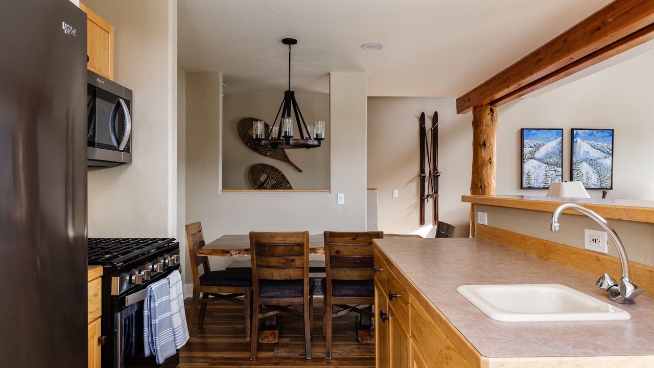 Photo of Kitchen in Saddle Ridge