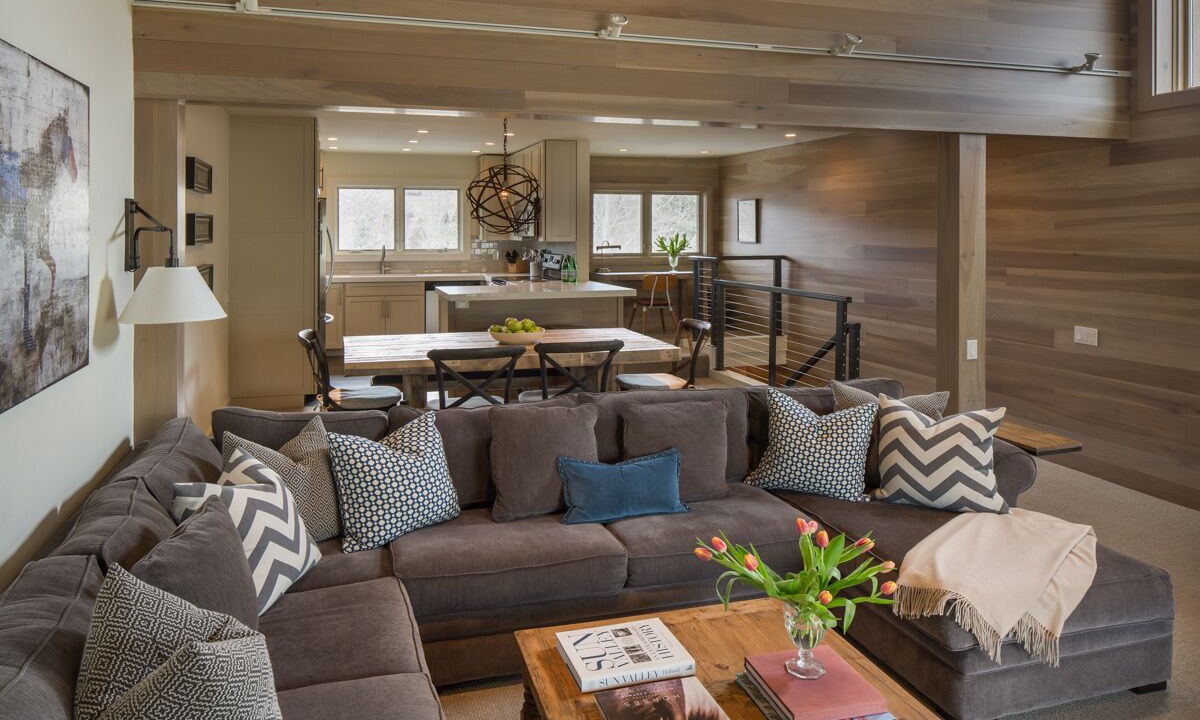 Photo of Livingroom in Elkhorn Village