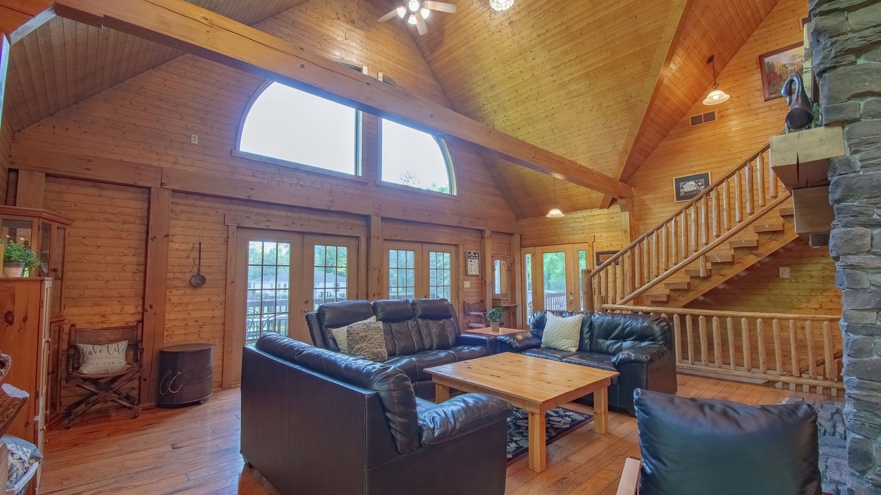Photo of Livingroom in Wayland