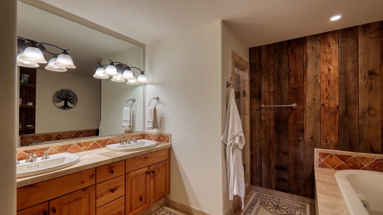 Photo of Bathroom in Big Sky