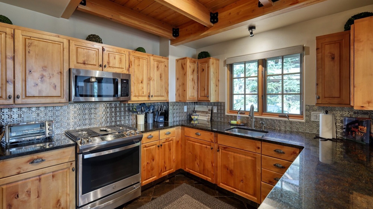 Photo of Kitchen in Big Sky