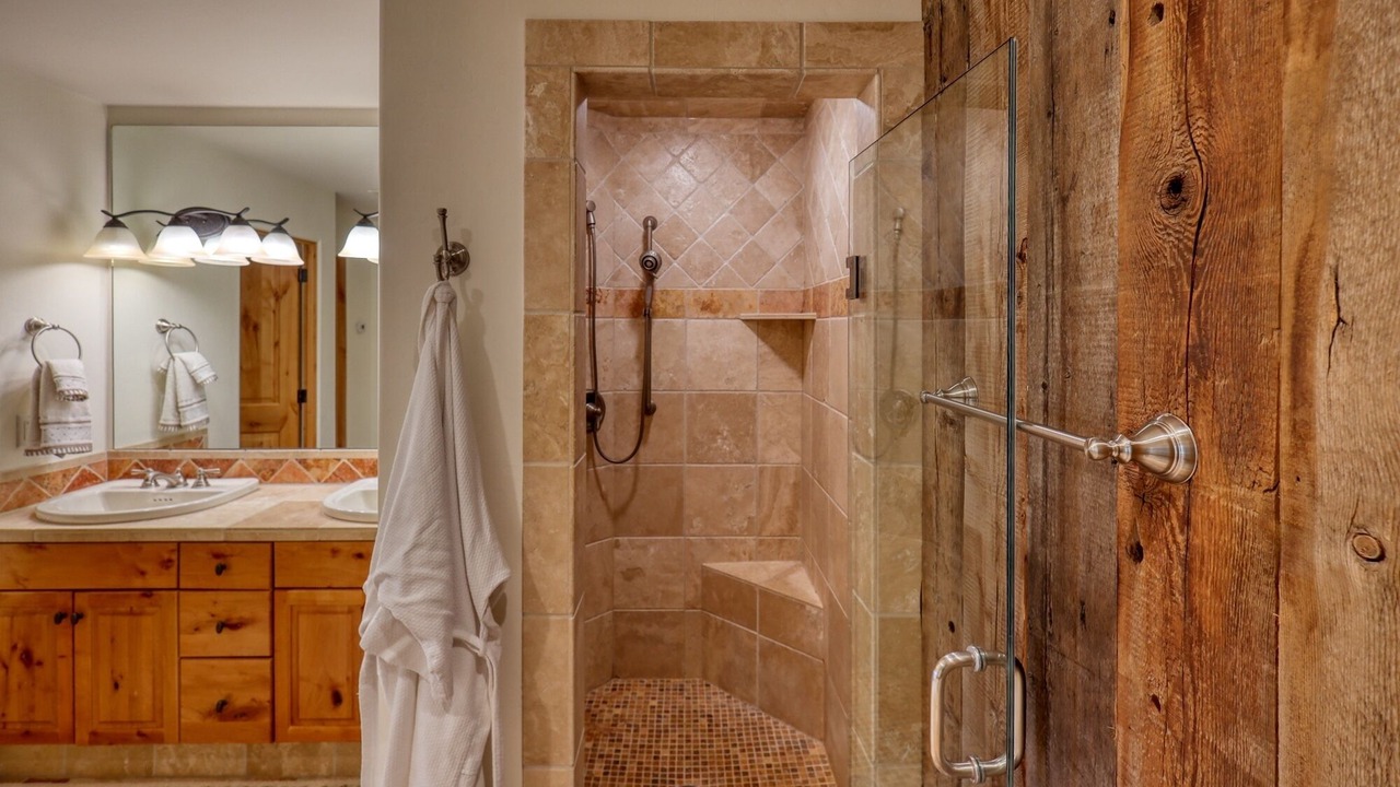 Photo of Bathroom in Big Sky
