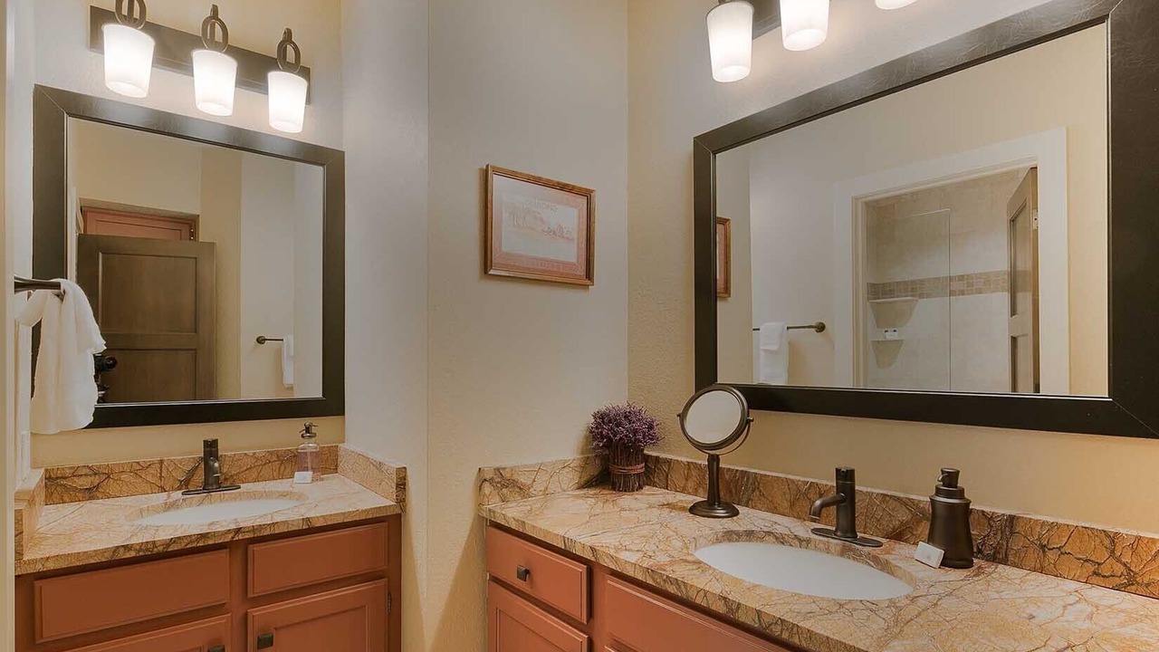 Photo of Bathroom in Elkhorn Village
