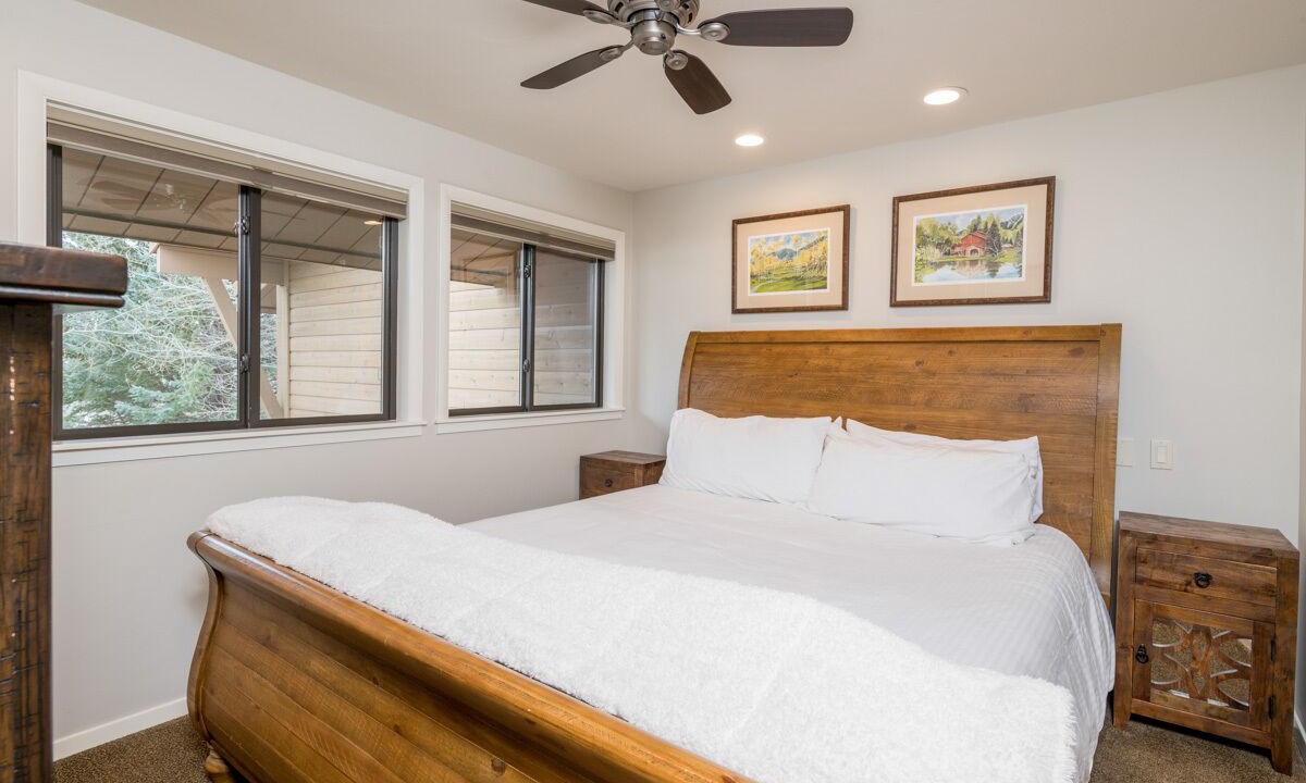 Photo of Bedroom in Elkhorn Village