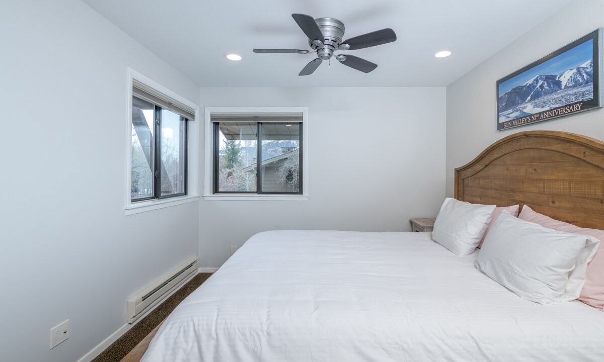 Photo of Bedroom in Elkhorn Village