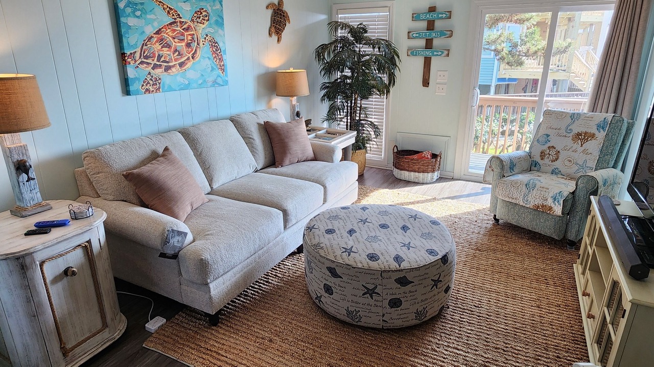 Photo of Livingroom in Ocean Isle Beach