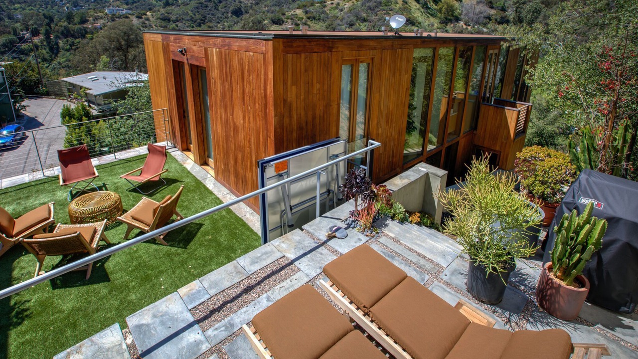 Photo of Patio Balcony in Laurel Canyon