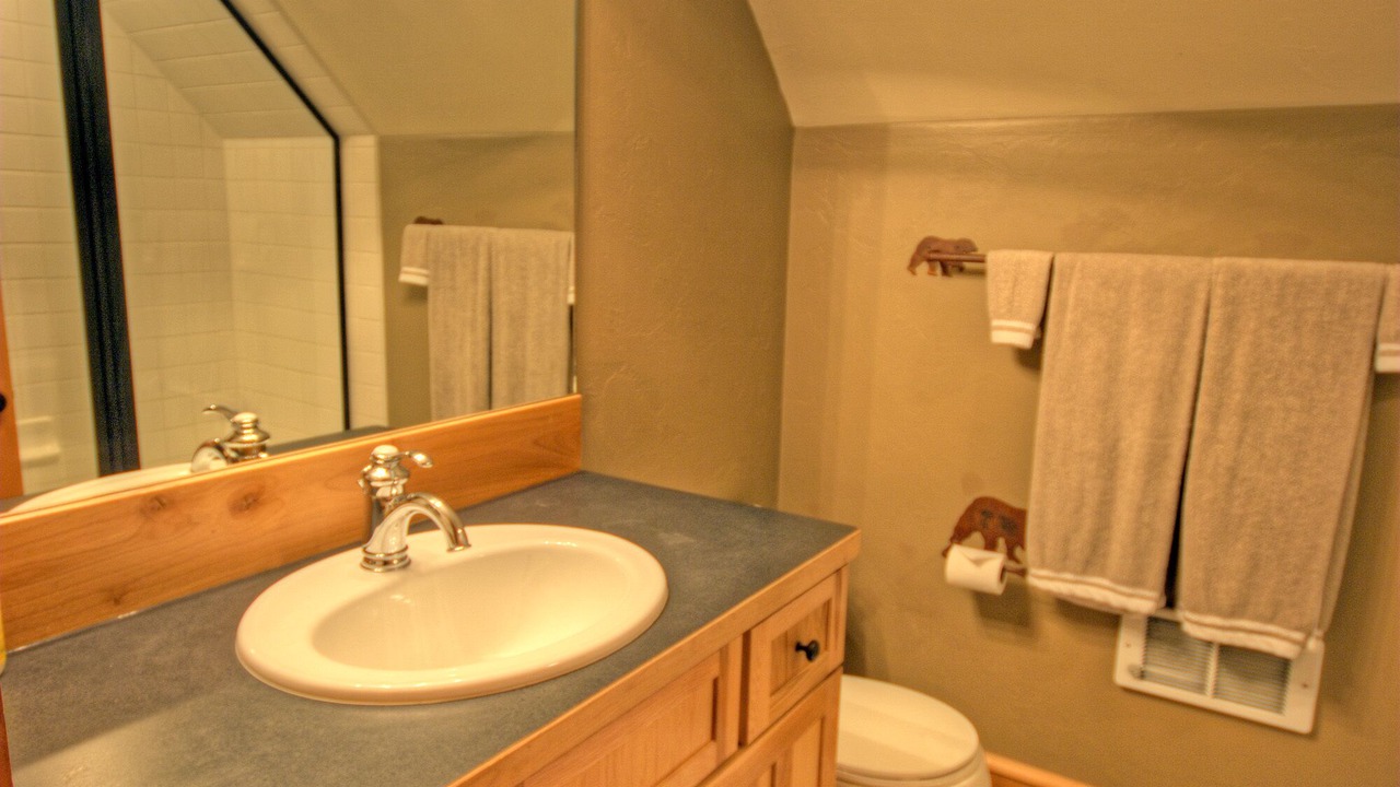 Photo of Bathroom in Powder Ridge