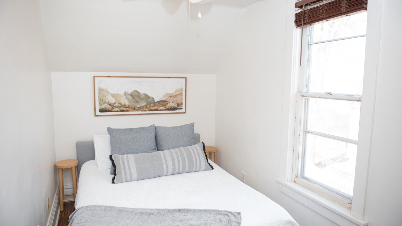 Photo of Bedroom in Ames