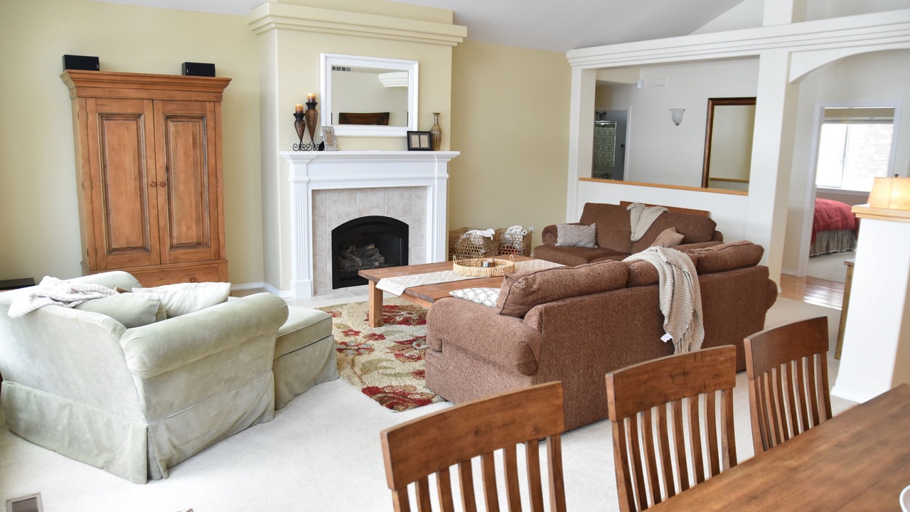 Photo of Livingroom in Hayden