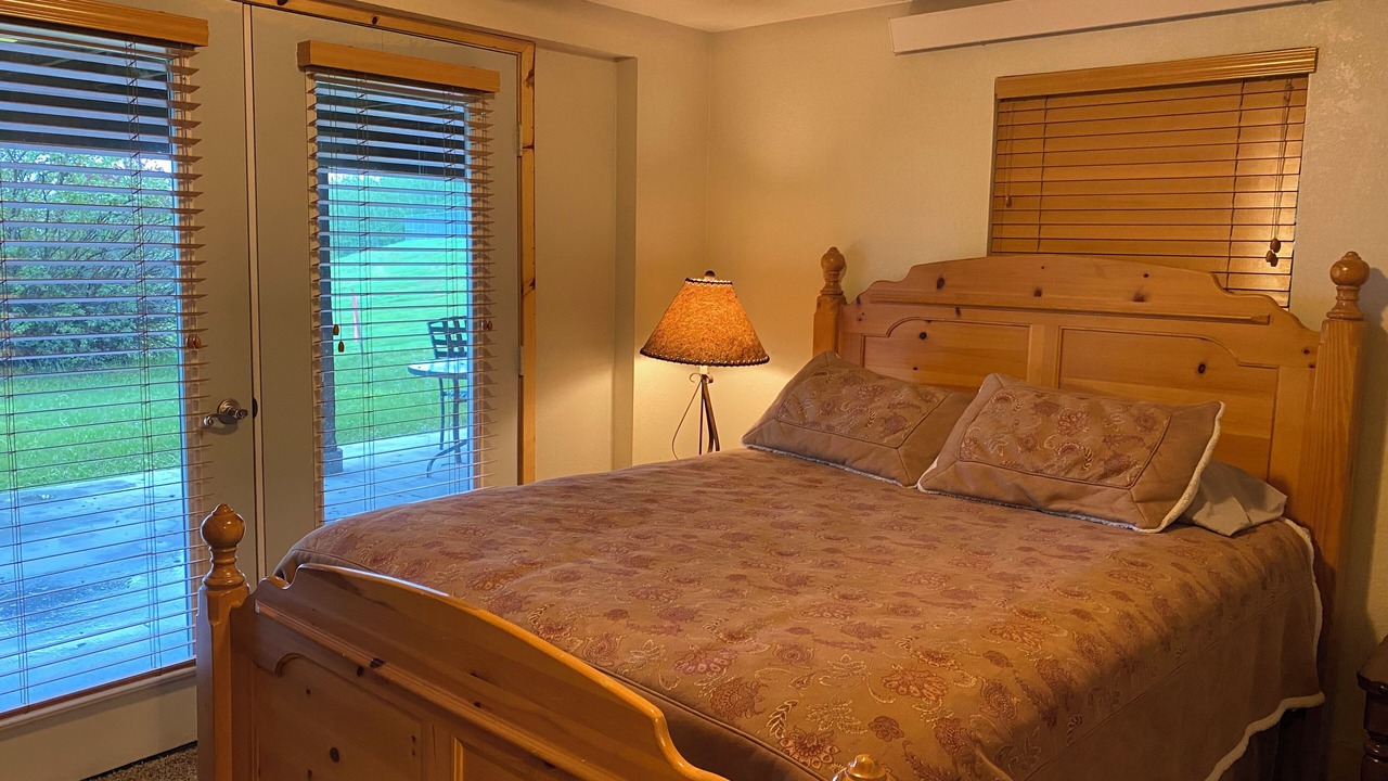 Photo of Bedroom in Star Valley Ranch