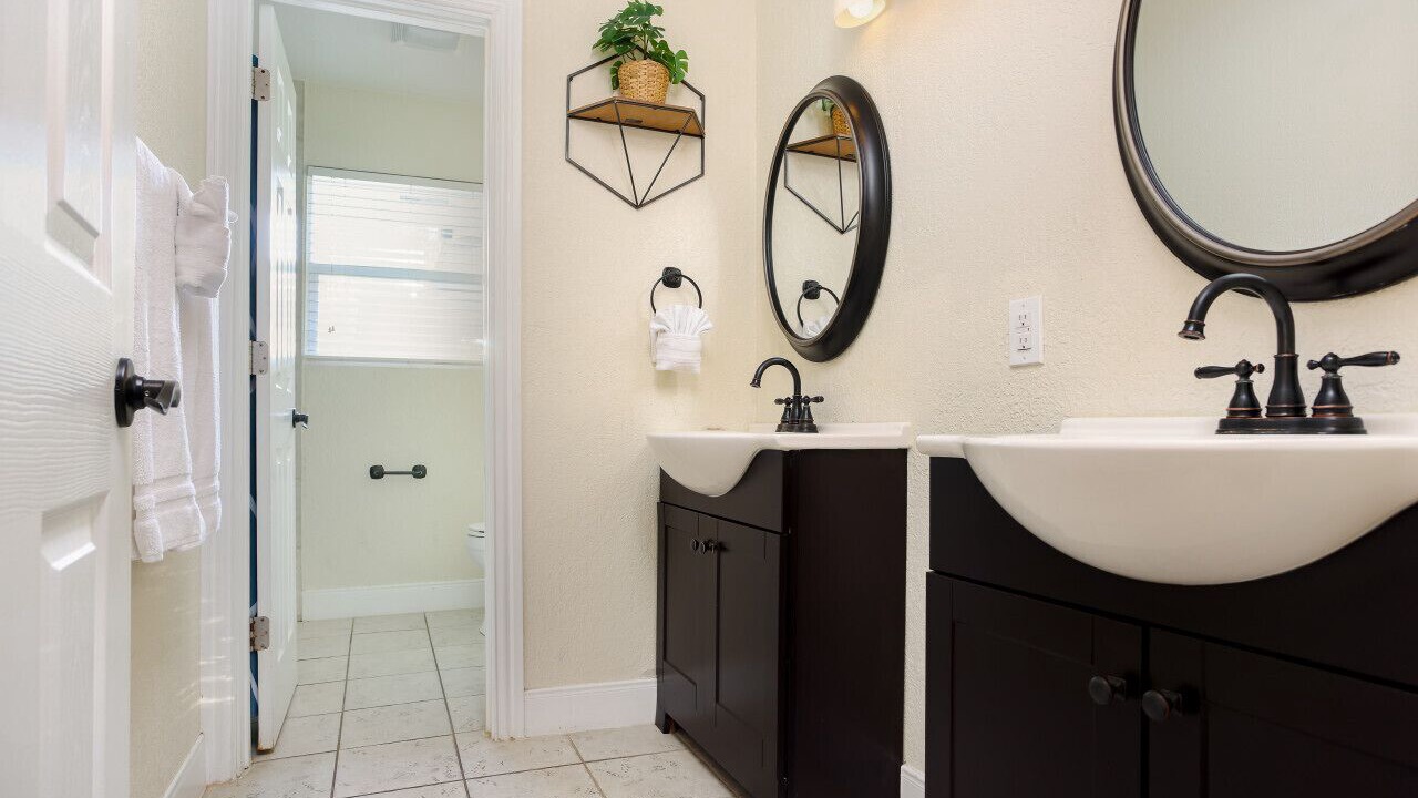 Photo of Bathroom in Vance Jackson