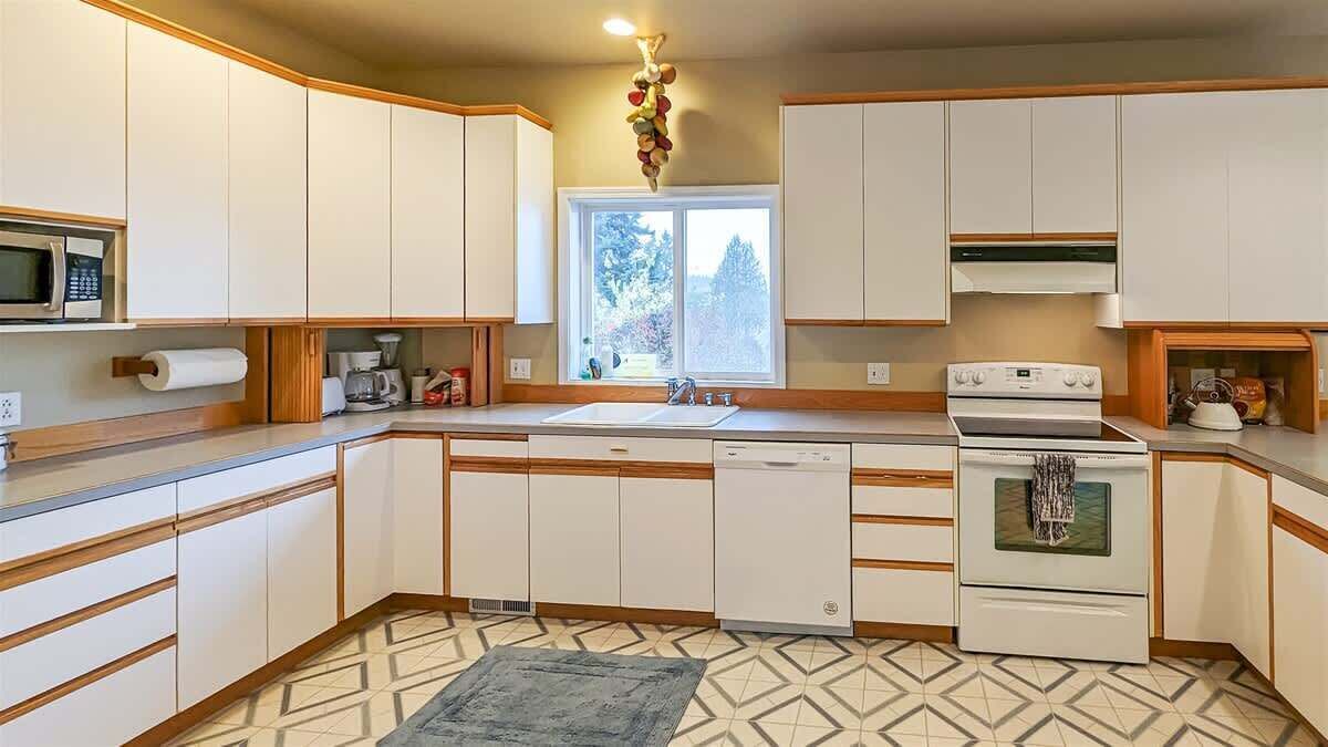 Photo of Kitchen in Port Angeles