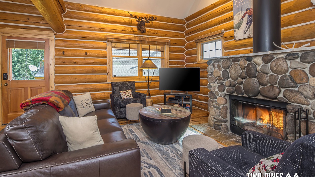 Photo of Livingroom in Powder Ridge