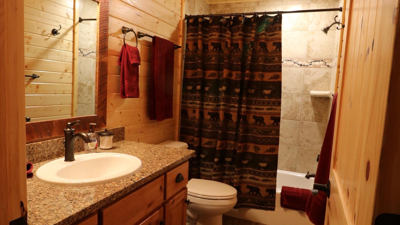 Photo of Bathroom in West Yellowstone