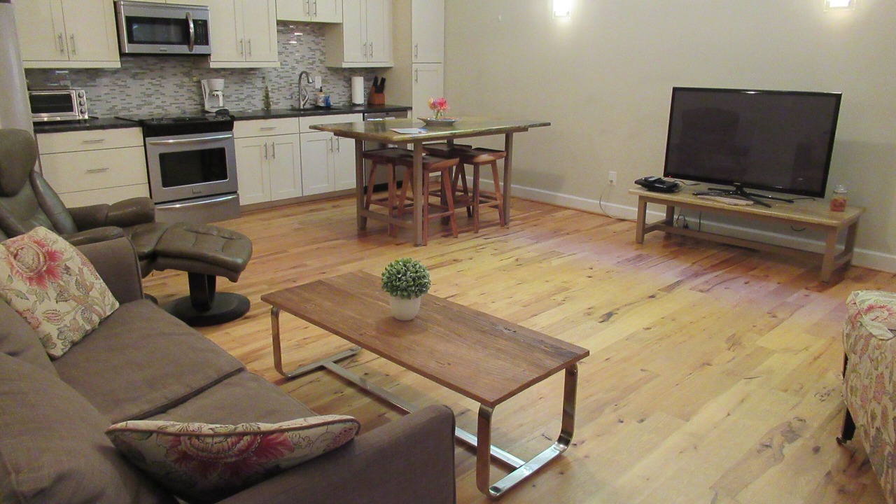 Photo of Livingroom in Burlington