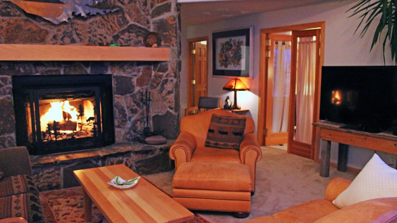 Photo of Livingroom in Sandpoint