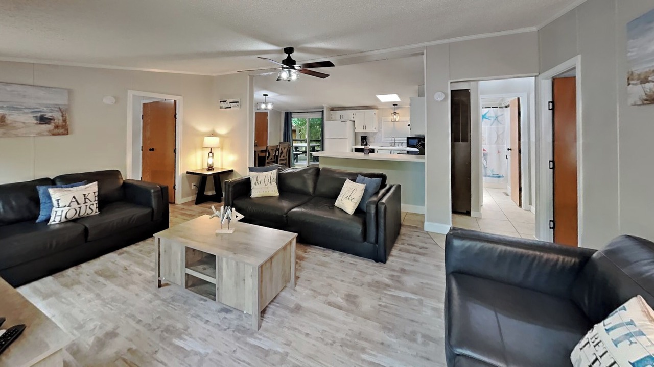 Photo of Livingroom in Put-in-Bay
