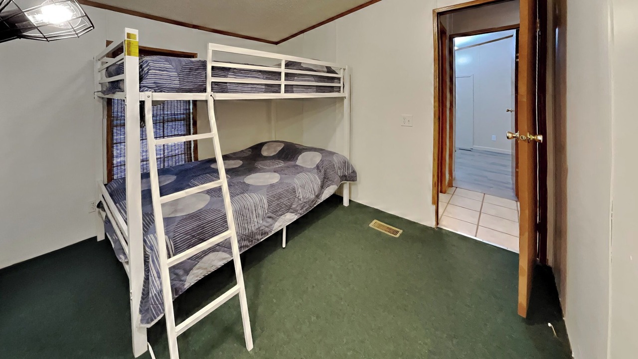 Photo of Bedroom in Put-in-Bay
