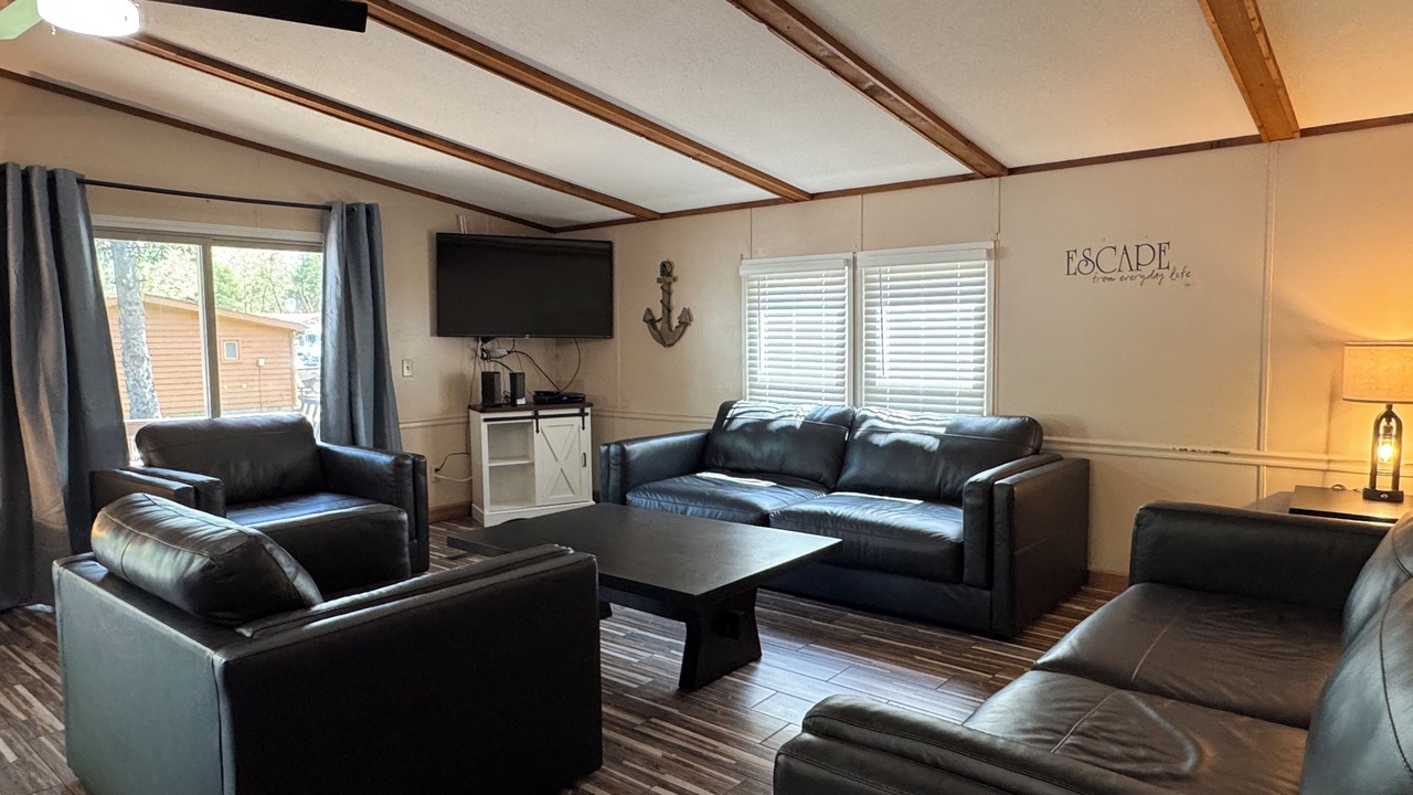Photo of Livingroom in Put-in-Bay