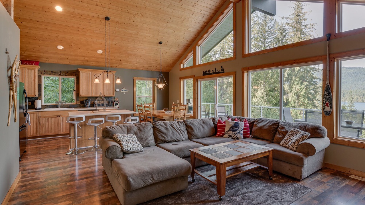 Photo of Bedroom in Leavenworth