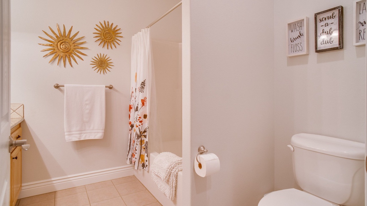 Photo of Bathroom in Marsing