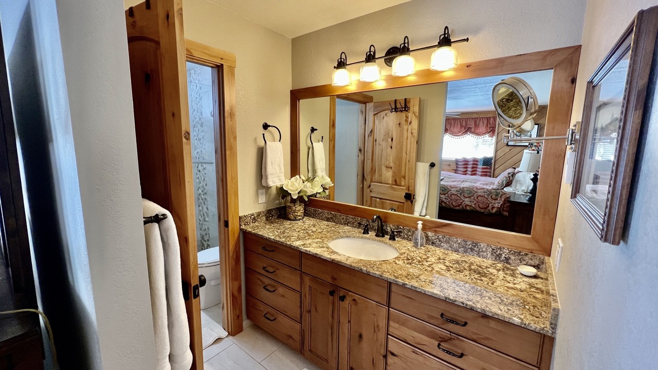 Photo of Bathroom in Elkhorn Village