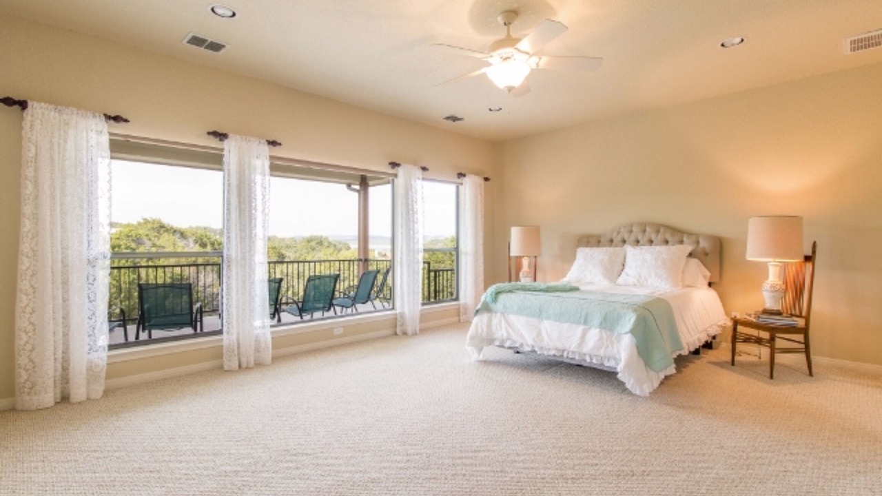 Photo of Bedroom in Canyon Lake