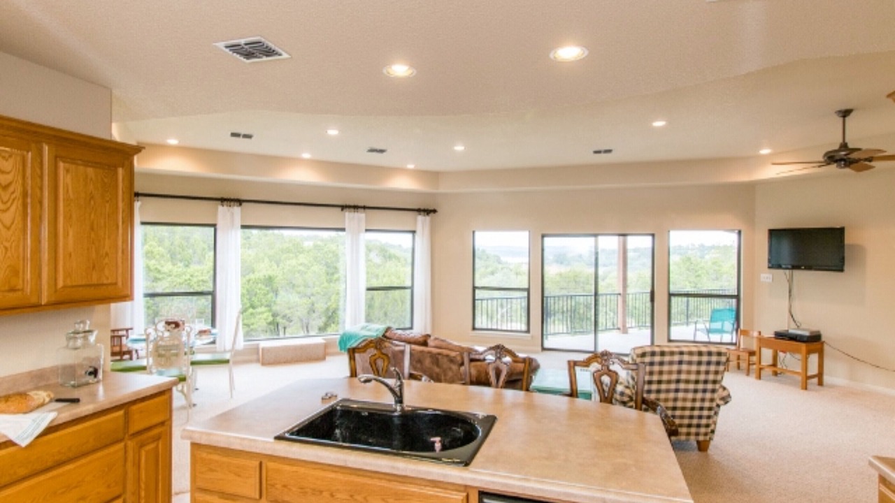 Photo of Livingroom in Canyon Lake