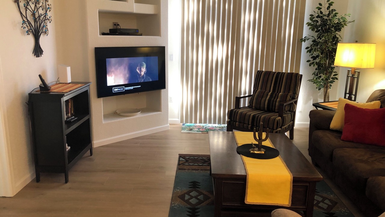 Photo of Livingroom in Superstition Lakes