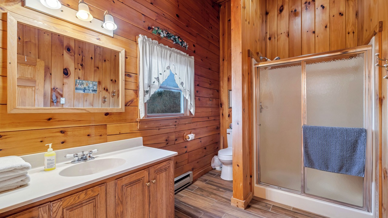 Photo of Bathroom in Aquashicola