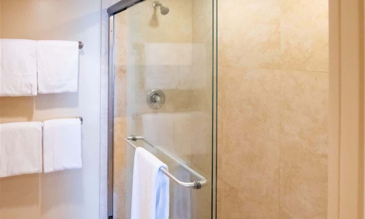 Photo of Bathroom in Fernandina Beach