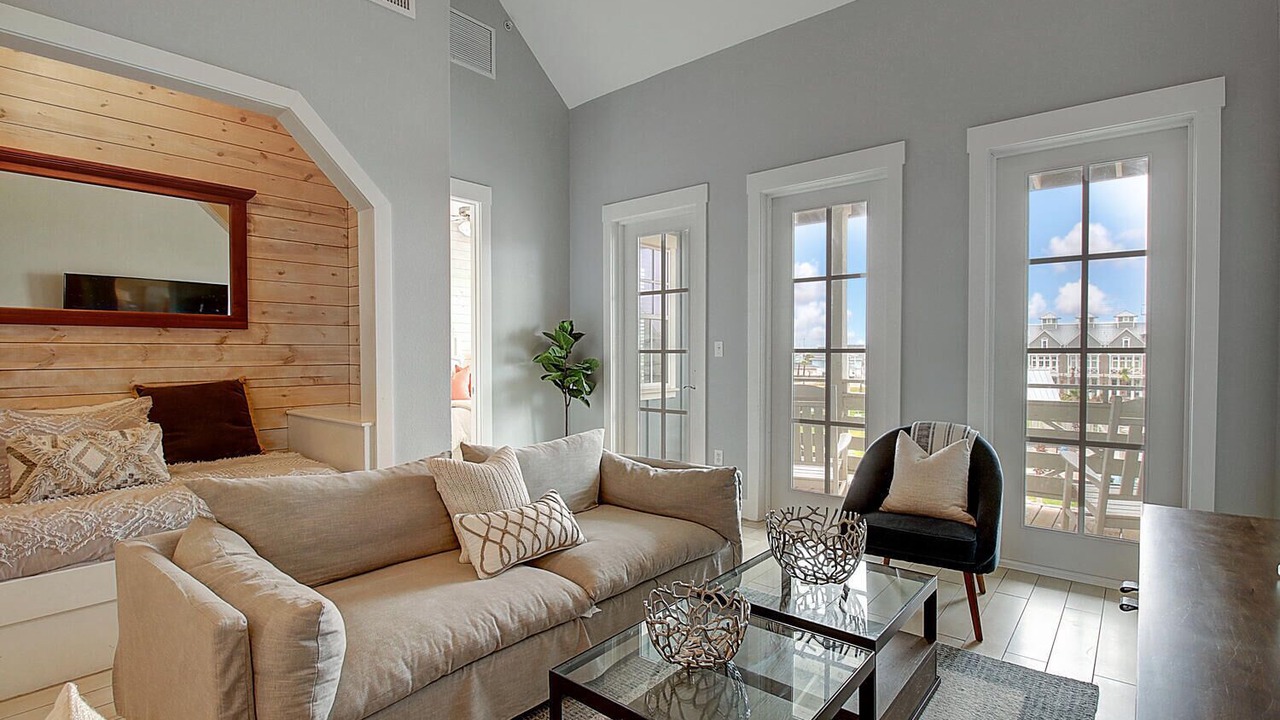Photo of Patio Balcony in Cinnamon Shore