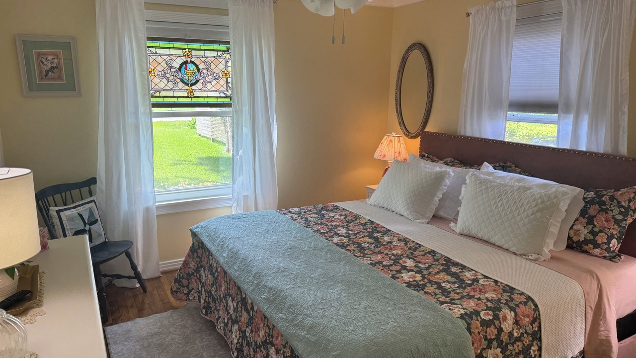 Photo of Bedroom in League City