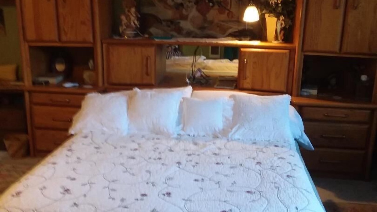Photo of Bedroom in Happy Valley