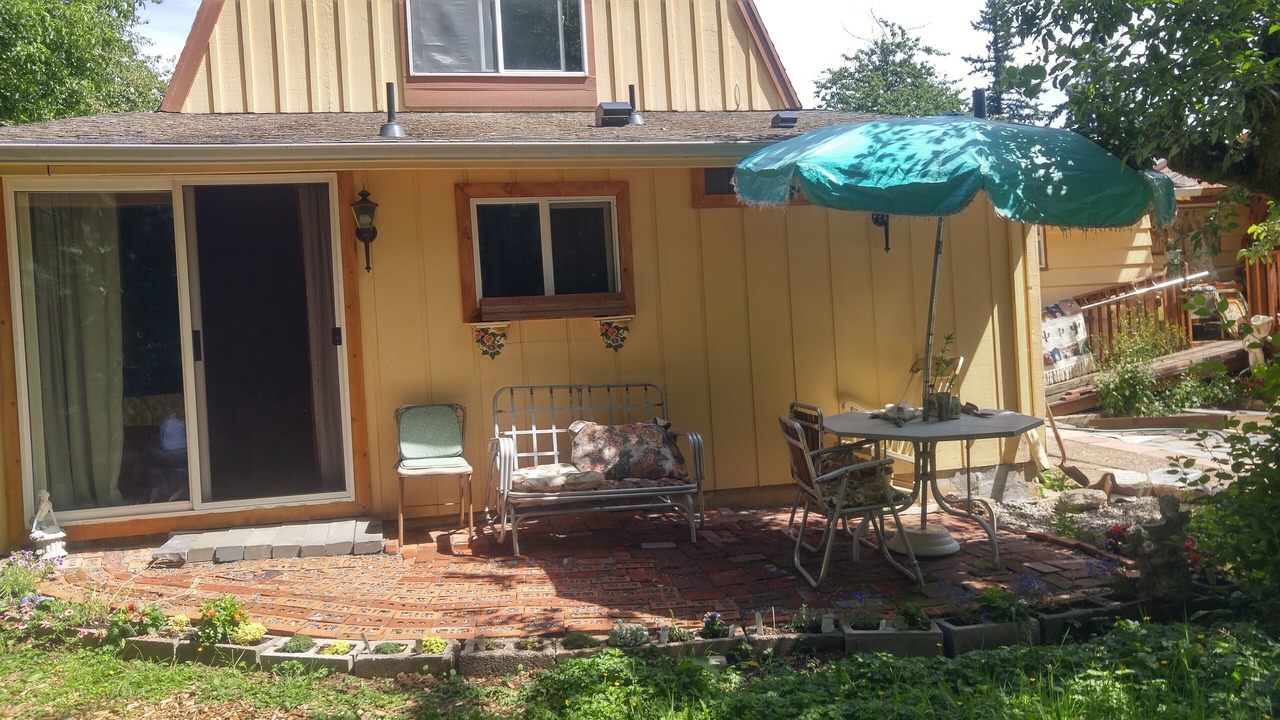 Photo of Patio Balcony in Happy Valley