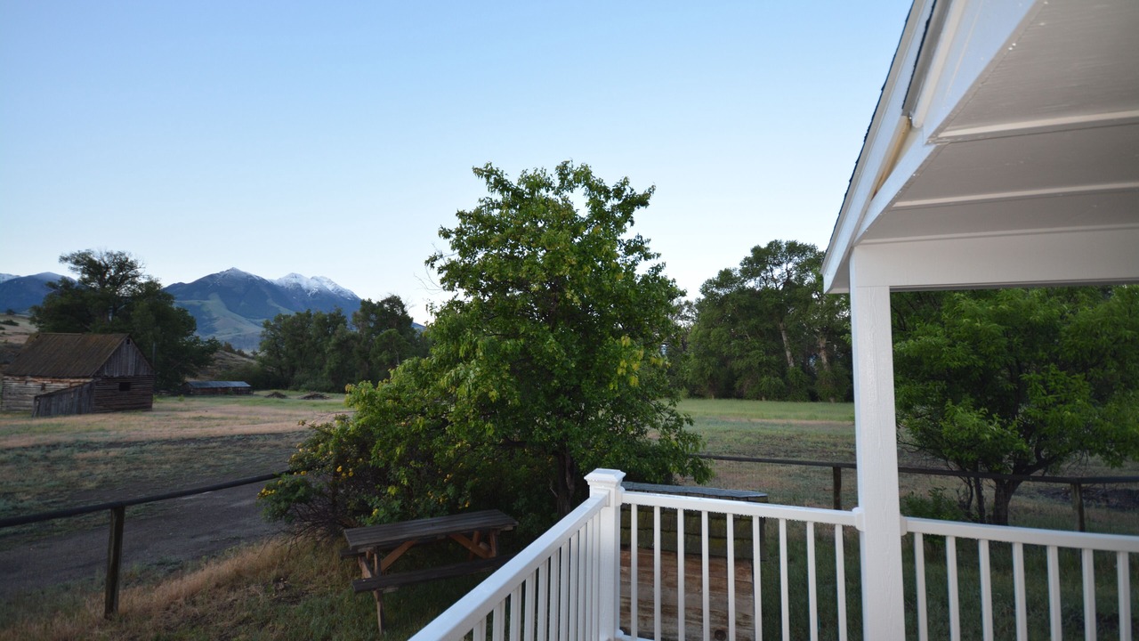 Photo of Outdoor in Emigrant