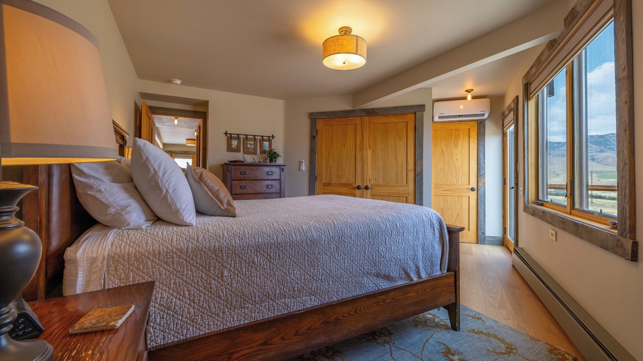 Photo of Bedroom in Wapiti
