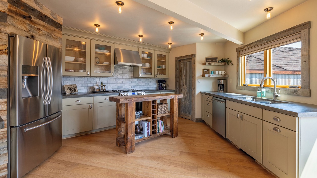 Photo of Kitchen in Wapiti