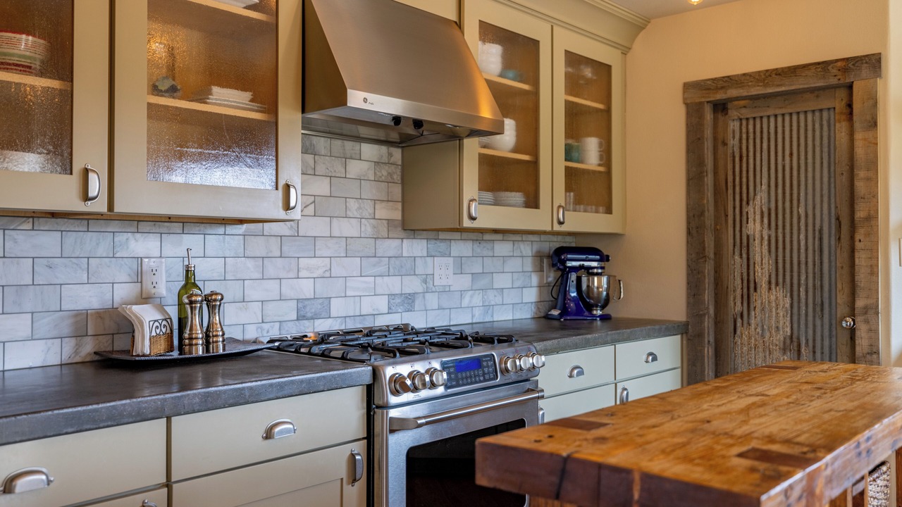 Photo of Kitchen in Wapiti